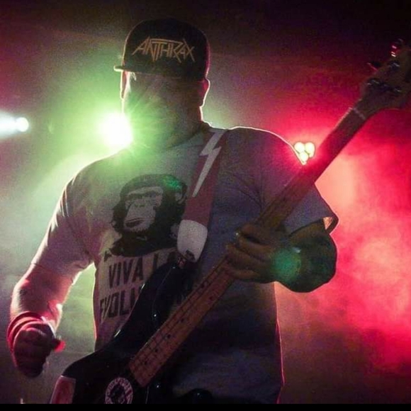 Meet your Posher, Trevor - Picture 2 of 2